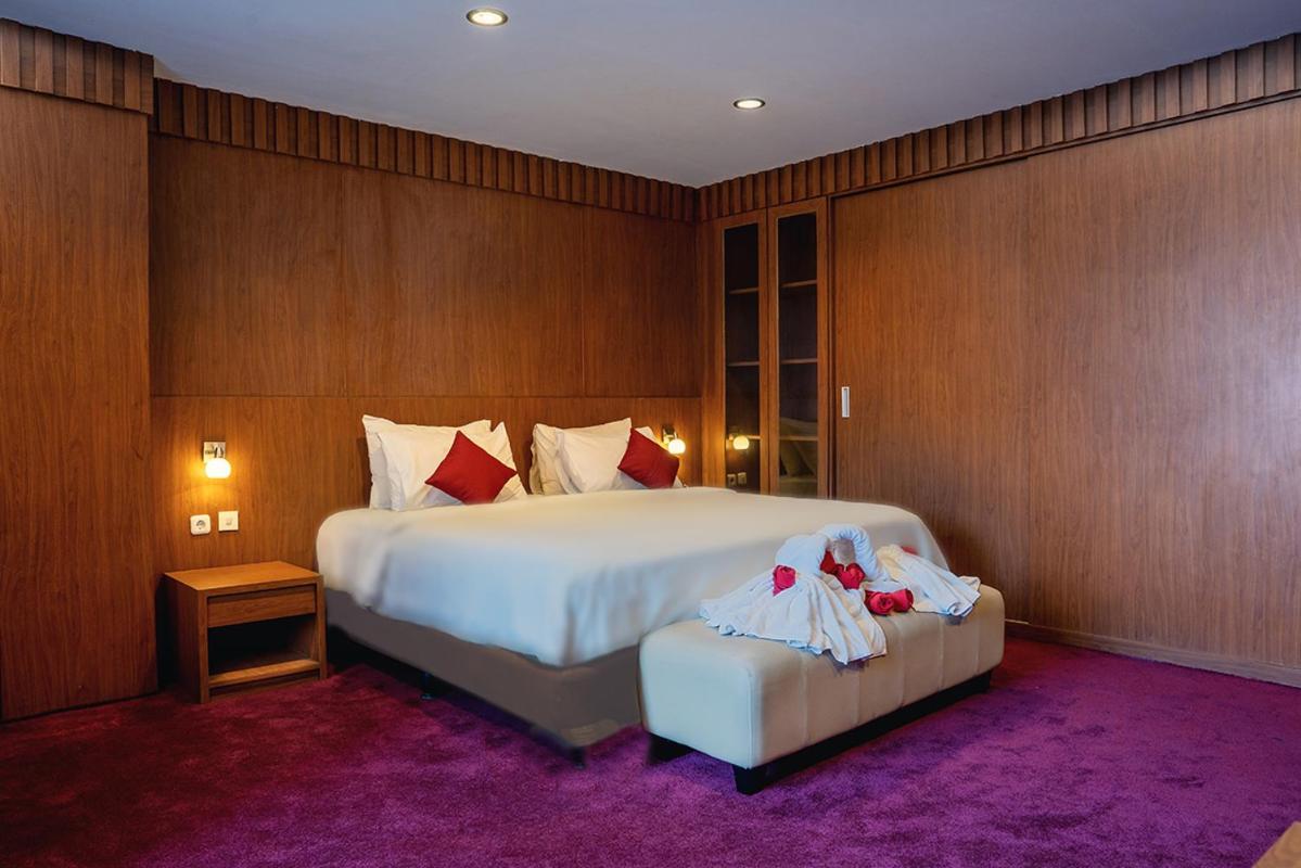 Hotel Favor Center