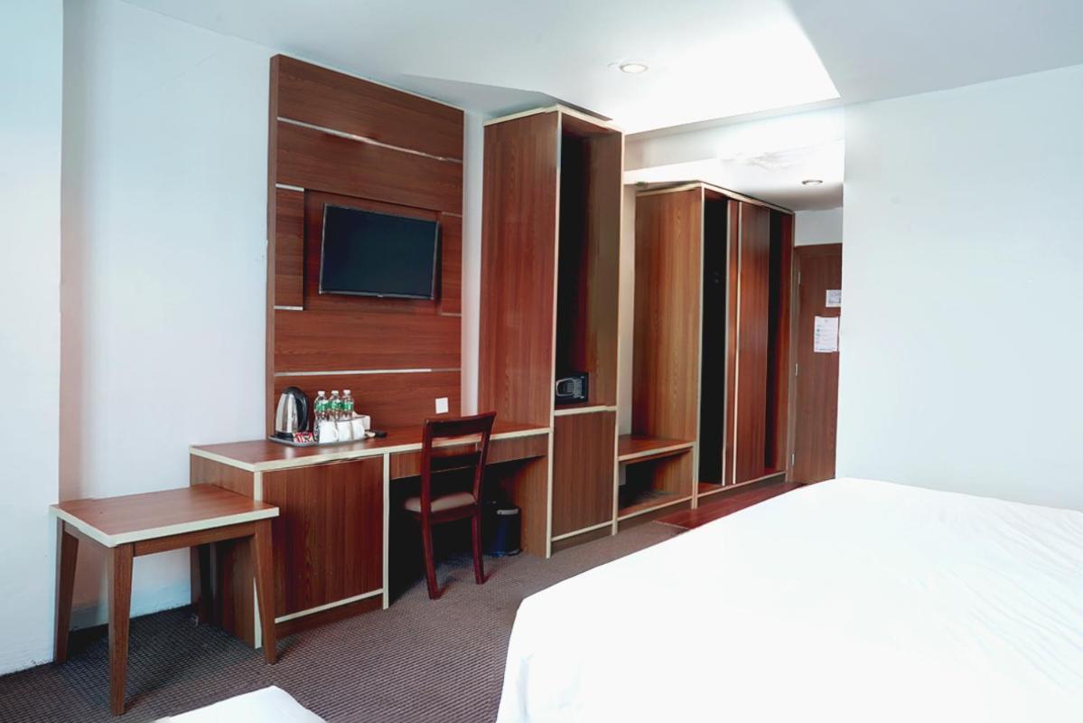 Favor Center Pekanbaru