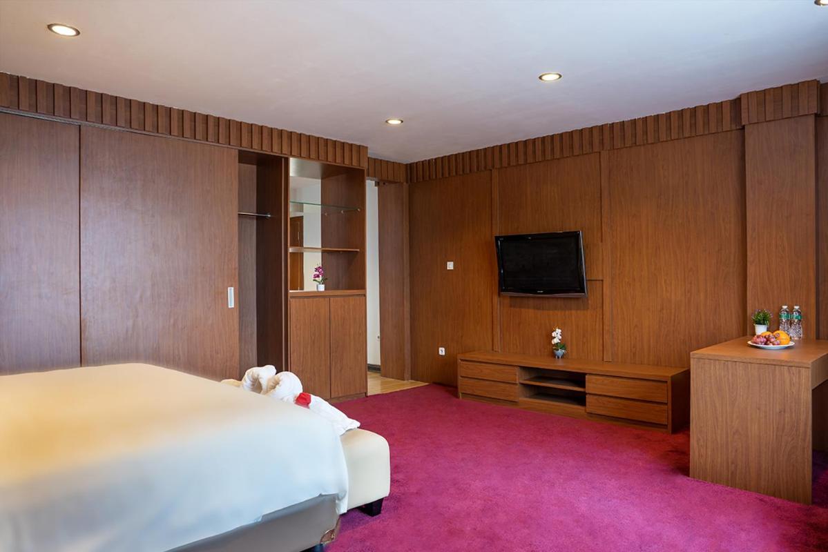 Hotel Favor Center 3*
